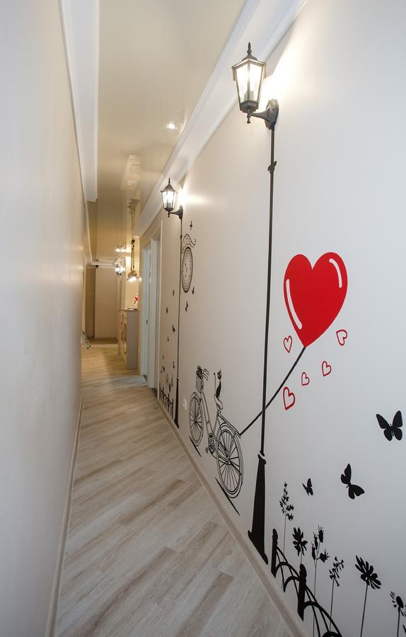 5 Rooms Batumi Eksteriør bilde