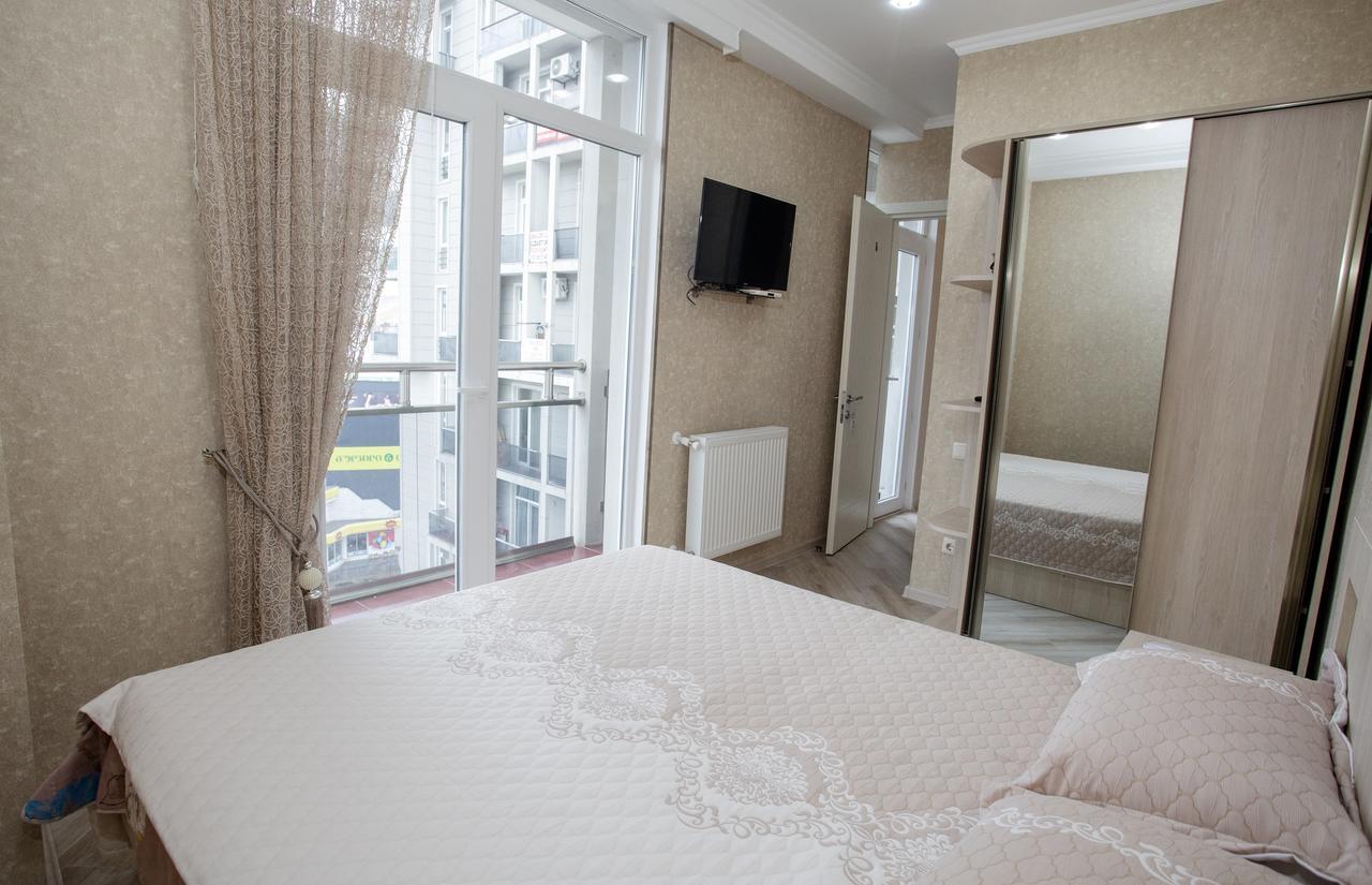 5 Rooms Batumi Eksteriør bilde